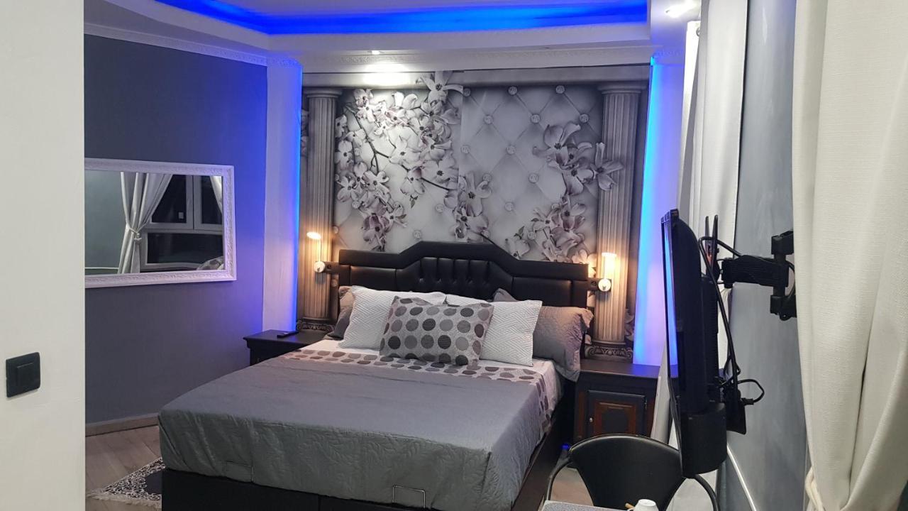 Le Petit Luxembourg Apartment Montignies-sur-Sambre Екстериор снимка