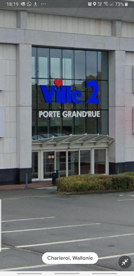 Le Petit Luxembourg Apartment Montignies-sur-Sambre Екстериор снимка